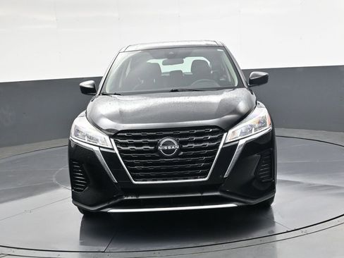 Used 2023 Nissan Kicks S FWD image 12
