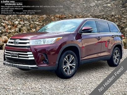 Used 2019 Toyota Highlander LE