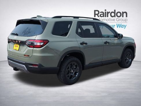 Used 2026 Honda Pilot TrailSport image 7
