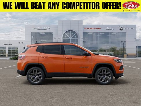 New 2026 Jeep Compass Latitude AWD/4WD image 22
