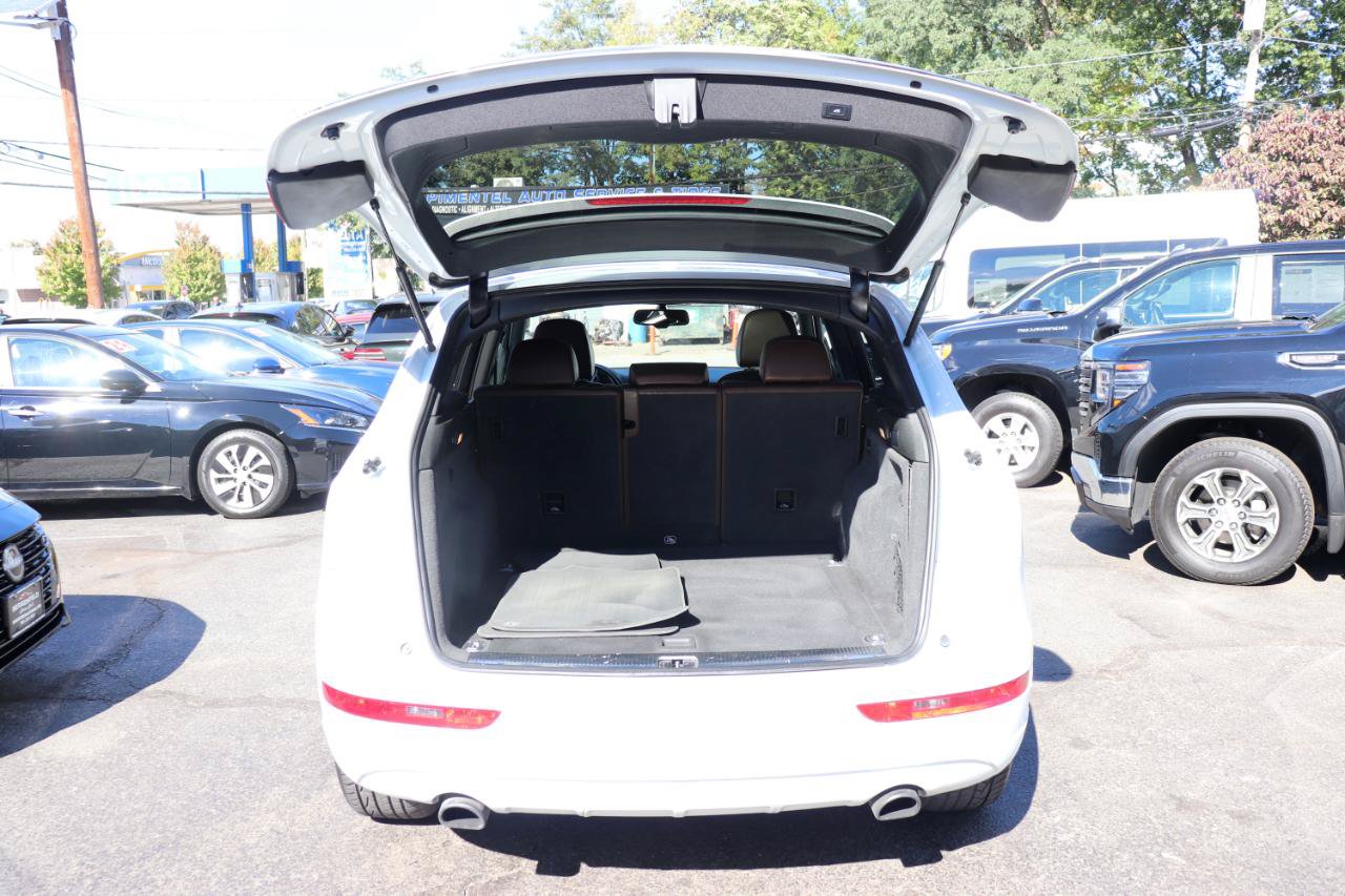 Used 2017 Audi Q5 2.0T Premium Plus w/ Technology Package AWD/4WD image 54