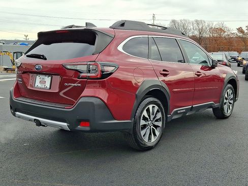 Used 2023 Subaru Outback Limited image 6