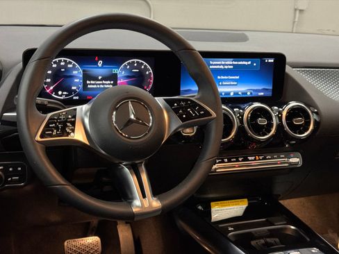 Certified 2026 Mercedes-Benz GLA 250 image 35