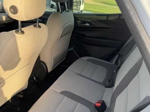 Used 2022 Chevrolet TrailBlazer LS FWD image 8