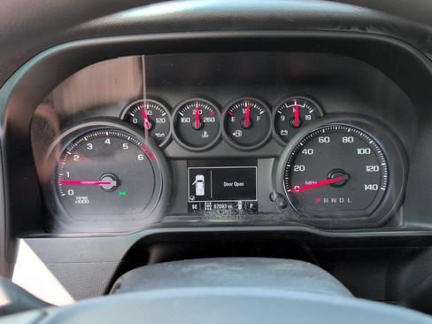Used 2021 Chevrolet Silverado 1500 Custom Trail Boss w/ LPO, Dark Essentials Package AWD/4WD image 25