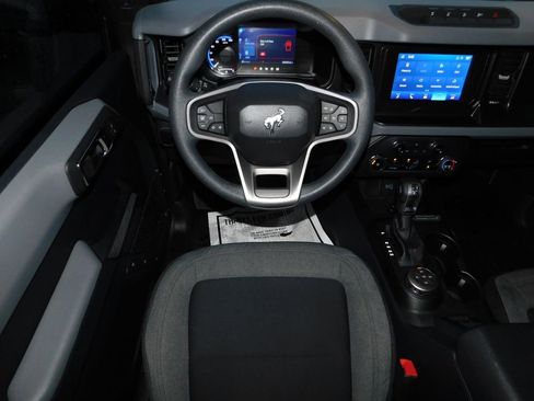Used 2022 Ford Bronco 4-Door w/ Sasquatch Package image 7