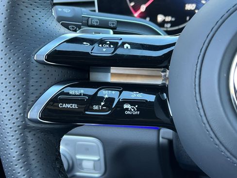 Certified 2025 Mercedes-Benz GLS 450 4MATIC image 32