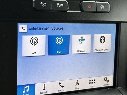 Used 2019 Ford F150 Lariat image 12