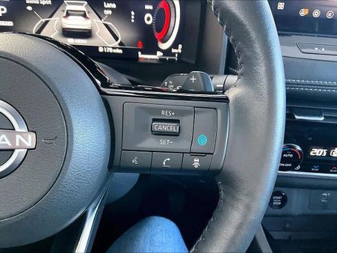 Certified 2024 Nissan Rogue SL w/ SL Premium Package image 23