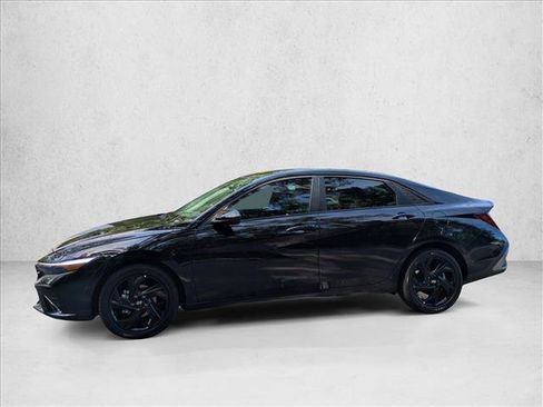 New 2026 Hyundai Elantra SEL Sport FWD image 5