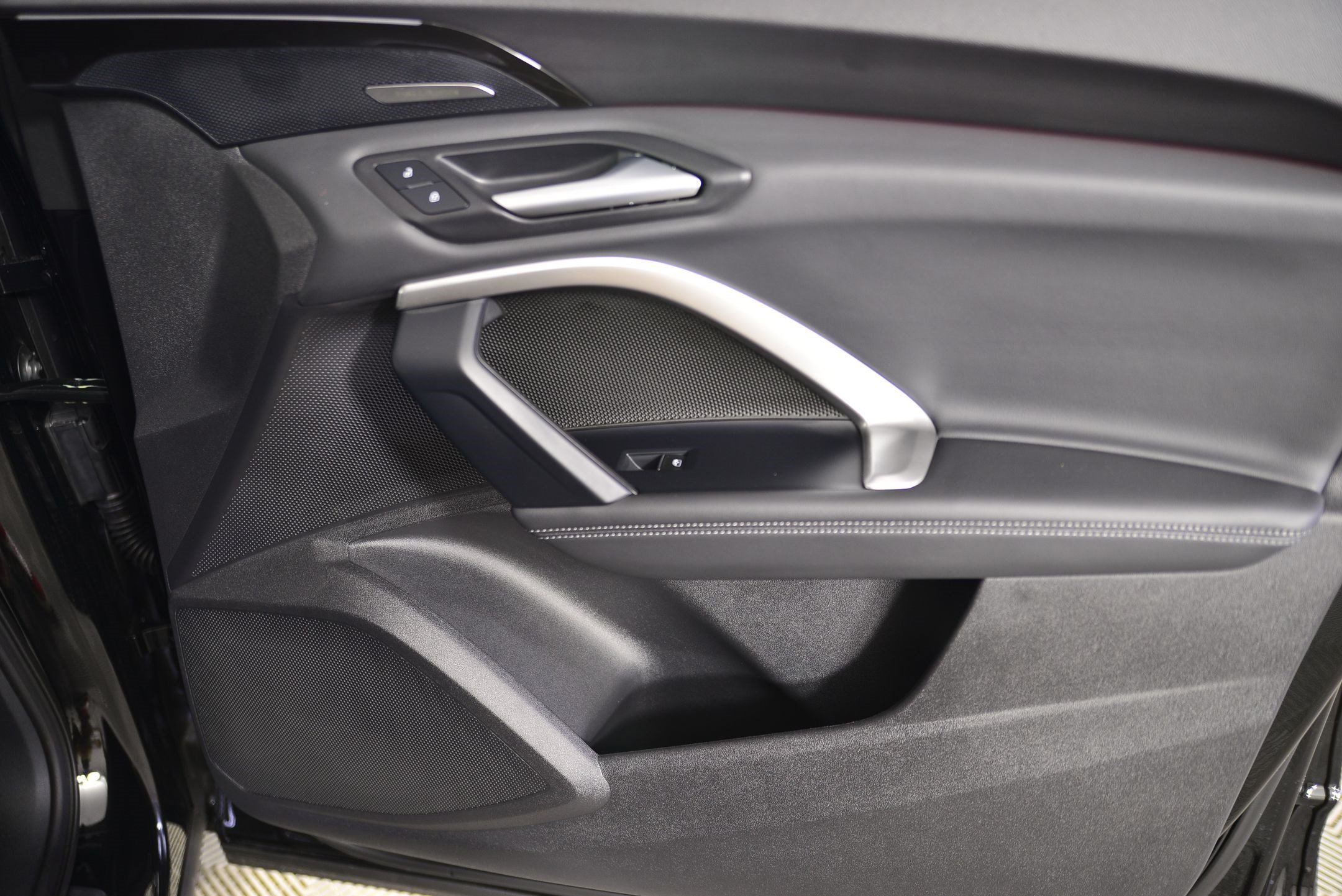 New 2025 Audi Q5 Premium Plus w/ Premium Plus AWD/4WD image 20