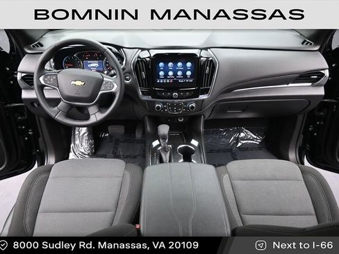 Used 2023 Chevrolet Traverse LT AWD/4WD image 14