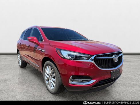 Used 2021 Buick Enclave Premium w/ Sun and Sites Package AWD/4WD image 2