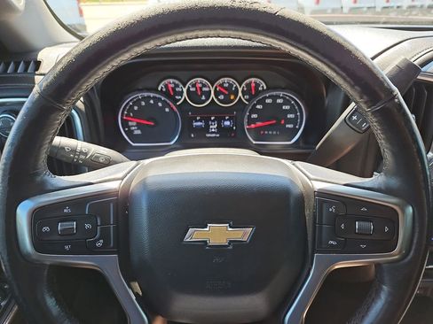 Used 2019 Chevrolet Silverado 1500 LT w/ Texas Edition image 17