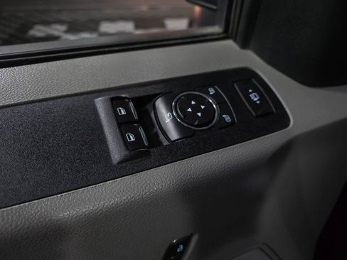 Used 2020 Ford F350 XLT w/ XLT Value Package AWD/4WD image 26