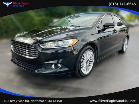 Used 2016 Ford Fusion SE w/ Equipment Group 202A FWD image 1