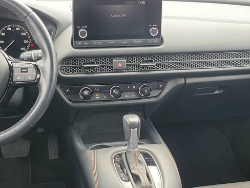 Used 2025 Honda HR-V Sport image 13