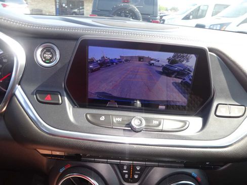 Used 2019 Chevrolet Blazer LT image 14