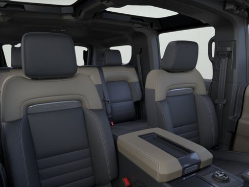 New 2026 GMC Hummer EV SUV w/ LPO, Dark Essentials Package AWD/4WD image 19