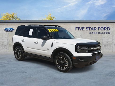 Certified 2022 Ford Bronco Sport Outer Banks AWD/4WD image 2