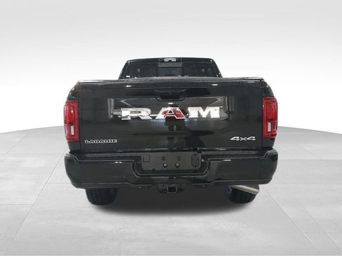 New 2026 RAM 2500 Laramie AWD/4WD image 7