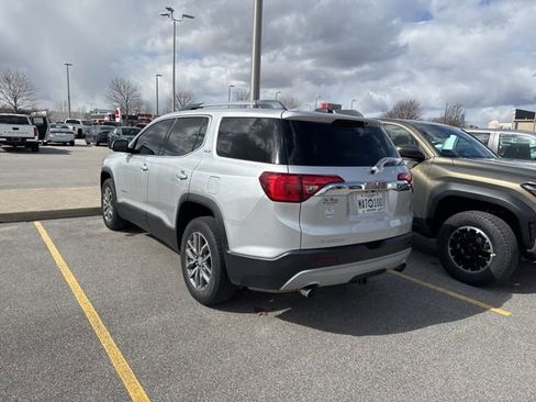 Used 2019 GMC Acadia SLE w/ LPO, Floor Liner Package image 7