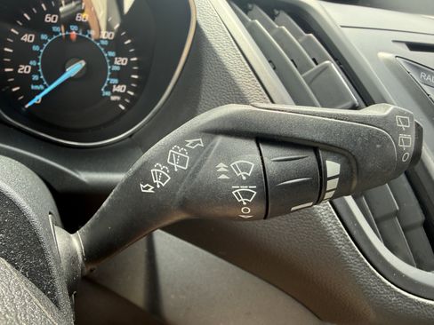 Used 2014 Ford Escape S image 33