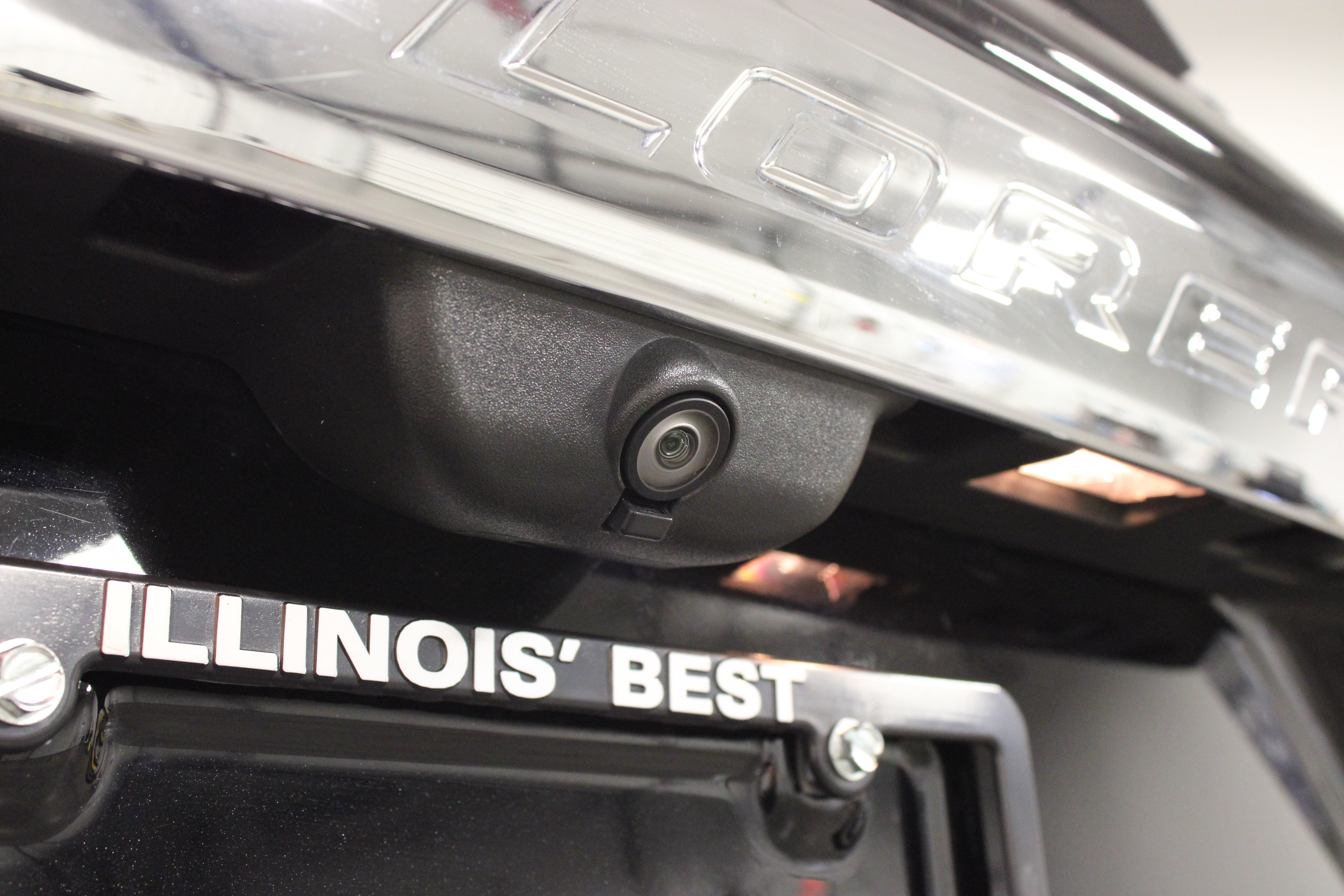 Used 2022 Ford Explorer XLT w/ Equipment Group 202A AWD/4WD image 15