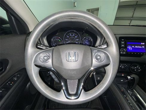 Used 2020 Honda HR-V LX image 14