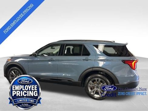 New 2026 Ford Explorer Active w/ Active Comfort Package AWD/4WD image 2