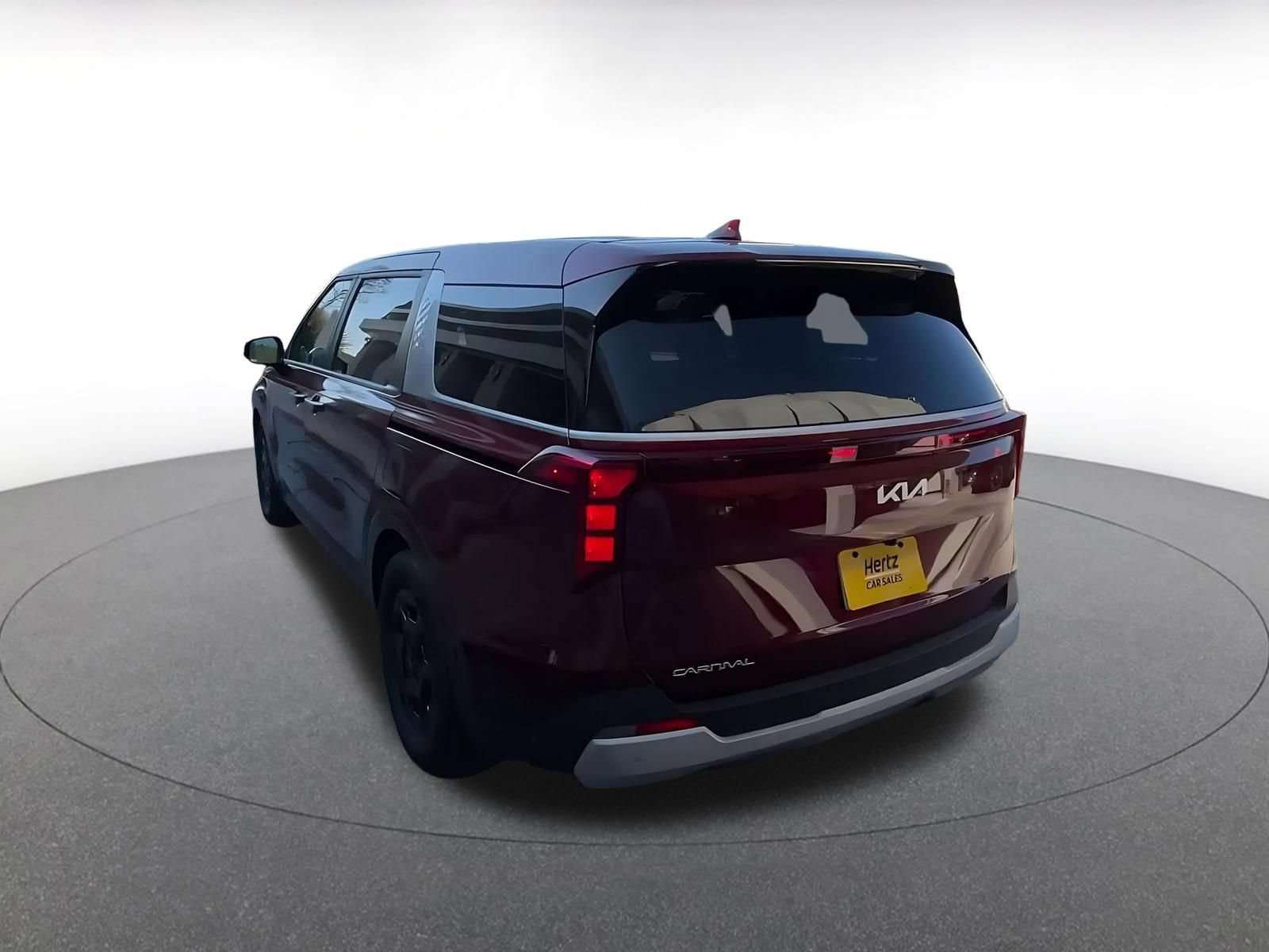Used 2026 Kia Carnival FWD image 10