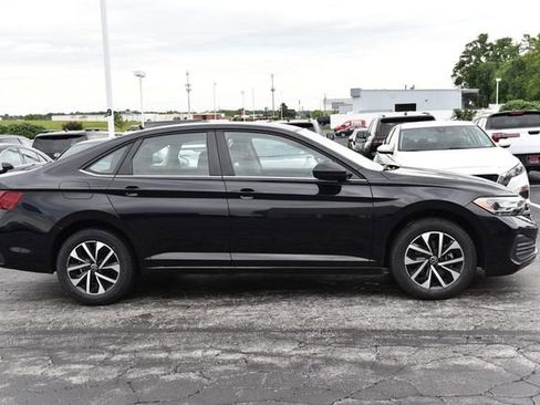 Used 2024 Volkswagen Jetta S FWD image 5