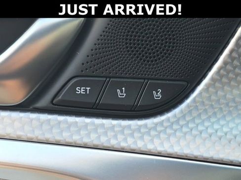 Used 2022 Genesis G70 3.3T RWD image 12