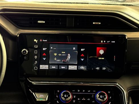 New 2026 GMC Sierra 1500 Denali w/ Denali Reserve Package AWD/4WD image 21