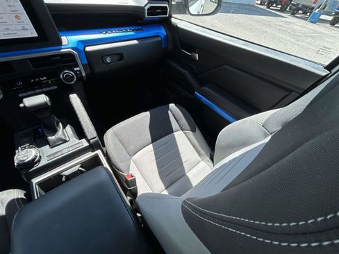 Used 2024 Toyota Tacoma TRD Off-Road image 13