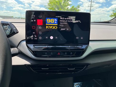 Certified 2023 Volkswagen ID.4 Pro AWD/4WD image 14