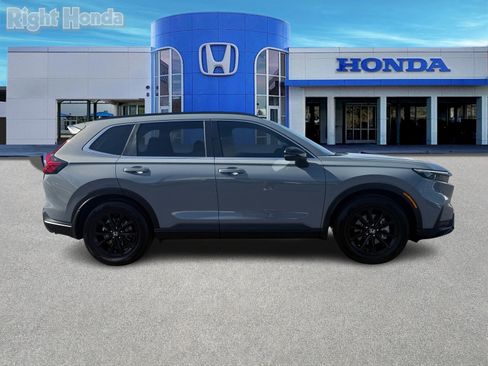 Used 2025 Honda CR-V Sport image 9