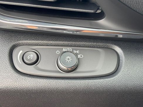 New 2026 Buick Envista Preferred w/ Convenience II Package image 16