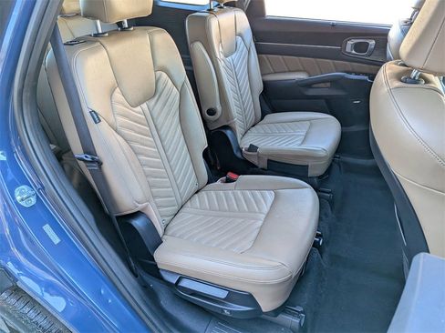 Certified 2024 Kia Sorento SX Prestige w/ Olive Brown Leather Package image 30