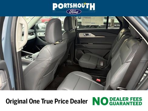 New 2026 Ford Explorer Active image 5