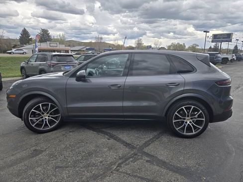 Used 2020 Porsche Cayenne AWD/4WD image 6