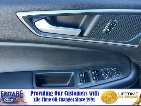 Used 2024 Ford Edge SEL AWD/4WD image 11