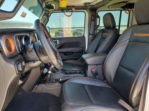 Used 2023 Jeep Gladiator Mojave AWD/4WD image 12