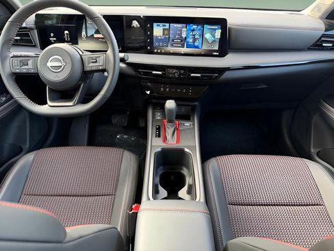 New 2026 Nissan Kicks SR FWD image 10