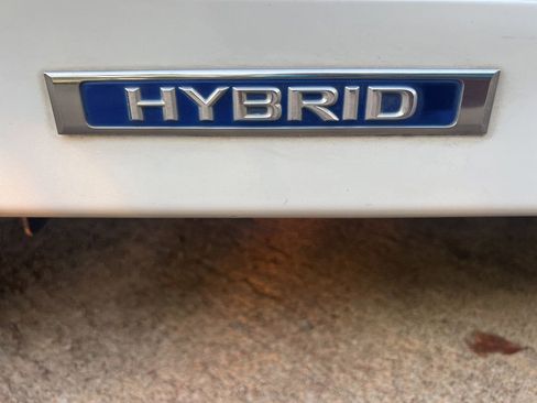 Used 2013 Lexus GS 450h RWD image 8