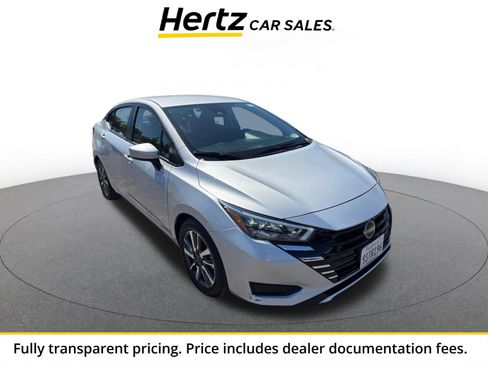 Used 2025 Nissan Versa SV FWD image 1