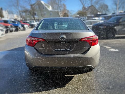 Used 2019 Toyota Corolla LE w/ Carpet Mat Package (TMS) image 10