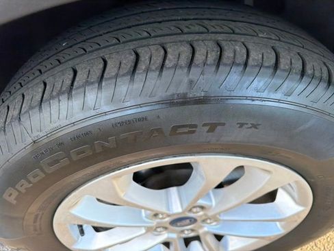 Used 2020 Ford Escape SE image 28