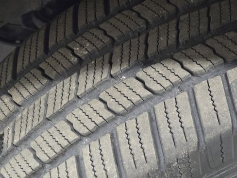 Certified 2019 Toyota Highlander Limited w/ Protection Package #3 image 11