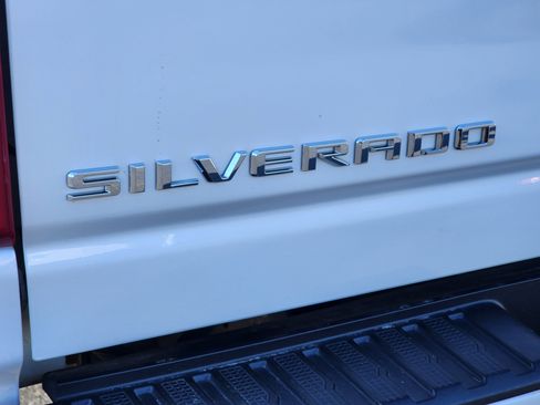 Used 2023 Chevrolet Silverado 2500 High Country image 12